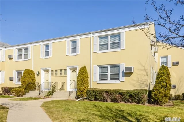 Spacious Corner Unit Features 1 Bedroom,  Updated Kitchen W/Storage, Updated Bathroom, Pull Down Stairs To Attic. Centrally Located & Close To Major Roadways, Public Transportation & Shopping.