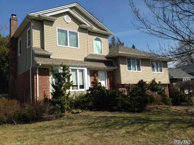 Short Sale Subject To Bank Approval. Clearview Village Split In The Syosset School District. Home Features Include Living Room & Dining Room, Eat-In Kitchen W/ Access To Deck, Family Room, 3 Br&rsquo;s & Full Bath On 2nd Level, 3rd Floor Master Suite W/Large Walk-In Closet & Full Bath, Wood Floors, Cac W/2 Zones, Roof And Siding Done In 2008. House Being Sold As Is.