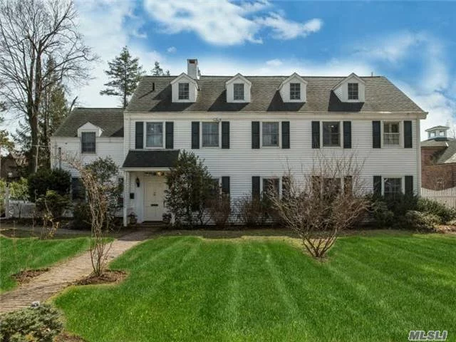 Spectacular Colonial, Completely & Elegantly Renovated, Fabulous New Kitchen With Breakfast Area, Approx 600 Sq Ft Family Room, Amazing Master Suite W/Luxurious Bath. Beautiful Formal Rooms With Built-Ins, 6Brs, 6.5 Bths. All On A Magnificent 1/2 Acre Set On A Sought After Block Close To All.