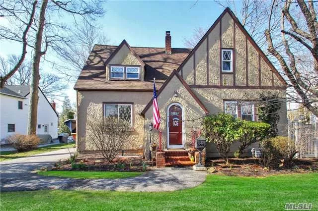 Beautiful Tudor In The Heart Of The Village. Meticulously Updated, New Kitchen, New Baths, Wd Floors, Crown Moldings, New Gas Burner, New H2O Htr, Radiant Heat (Sunroom & Up Bath), Roof 2008, Large Master W/Cathedral Ceiling, Basement, Garage And Attic Storage. Village Docking, Tennis & Parks.