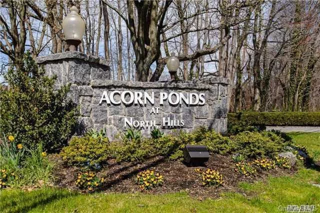 Welcome To Beautiful Acorn Ponds At North Hills. This Lovely 3-Bedroom, 2.5 Bath Residence Is Set In A Prime Picturesque Location. Features Spacious Eat-In Kitchen W/Separate Breakfast Area To Include Stainless Steel Appliances, Living Room W/Wood Burning Fireplace, Wood Floors And Very Roomy Master Suite. Fabulous Clubhouse Community W/Pools, Tennis, Fitness Center, More!