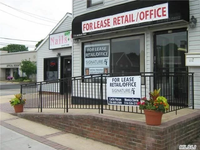 Perfect High Visibility Location. Traffic Light For Safety. Very Close To Lirr. Approx. 800 Sq. Ft. Of Storefront. Retail Or Office Space.