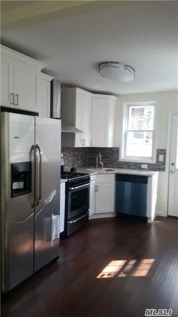 Newly Renovated Bright 3 Bedrooms For Rent In Woodhaven North. Minutes To J And Z Trains, Forest Park, School And Shops. Modern Open Kitchen, S/S Appliances Inducing Dishwasher, Hardwood Floors, Deck And Back Yard. Full Finished Basement.