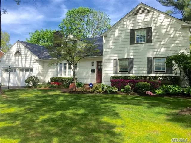 Munsey Park Colonial Featuring Formal Living Room W/Fpl, Formal Dining Room, Eat-In Kitchen, Den, 2 Bedrooms And Full Bath On First Floor. Upstairs Offers 3 Bedrooms And Full Bath.