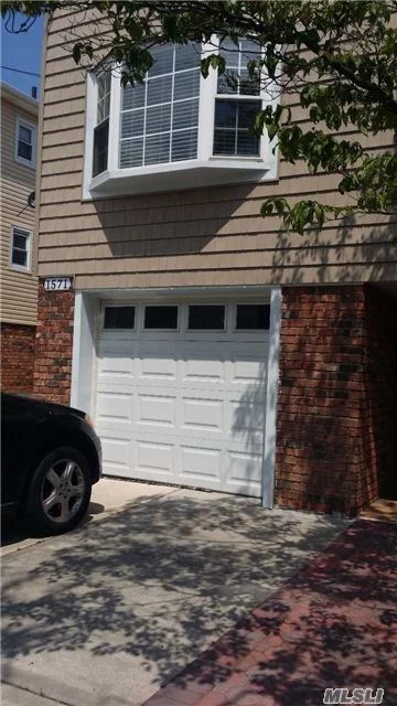 Beautiful Triplex, The Apartment Is In Excellent Conditions. Big , Very Bright , Near All,  Transportation, Supermarket, Little Neck Bay Park, Bayside Marina, Bay Terrace Shopping Center, 15-20 Minutes To Nyc, Lirr, Cross Island Parkway, Clearview Expressway, Van Wick Expressway, Lie, Grand Central Parkway,  La Guardia Airport, Kennedy Airport. And More.