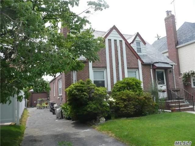 Beautiful Original Gross Morton In Bayside Hills, Vaulted High Beam Ceiling In Living Room, Formal Dining Room, Eat In Kitchen, 2Brs On 1Fl, 3rd Bdrm On 2nd, High Ceiling Full Open Basement, Detached 1 Car With Long D&rsquo;way, Walking Dist To Lirr, Q12/Q27/Q30/ Qm3/Qm5/Qm8, School Dist 26, Walk To Cardozo High School And Qcc, Slate Roof, Great Neighborhood, Sold As Is Condition