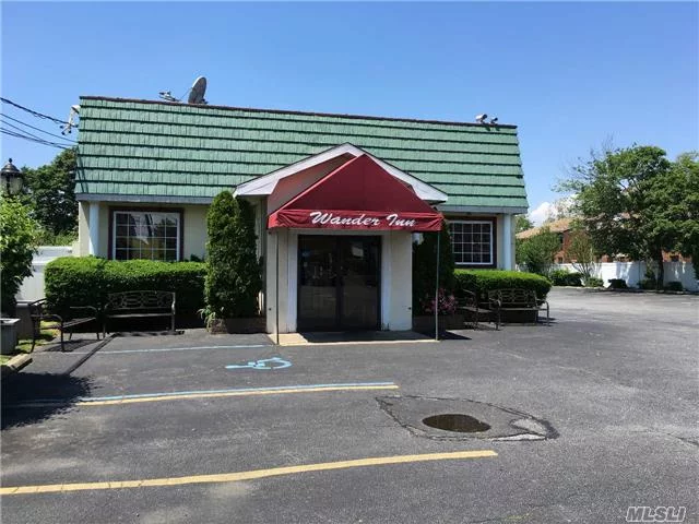Landmark Restaurant - Name Not For Sale - Great Opportunity For New Restaurant Or Develop It. Occupancy Holds 148 Persons, Over 100 Parking Spots. Many Investor Options - Must See!
