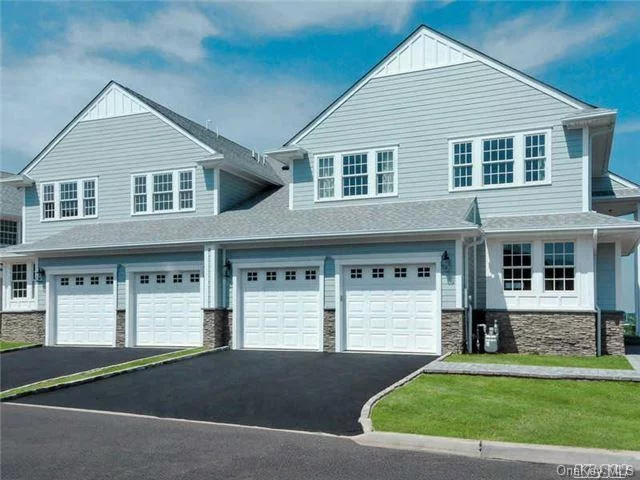 New Water Front Gated Community With Eight Luxury Town Homes & Private Beach Over Looking Hempstead Harbor With Fabulous Views From Almost Every Room. Each Unit Has Magnificent Architectural Details, Gourmet Eik, The 2nd Floor Features Over-Sized Master Suite, Luxury Bath, 2 Brs & 1 Full Baths. Attached Two Car Garage.