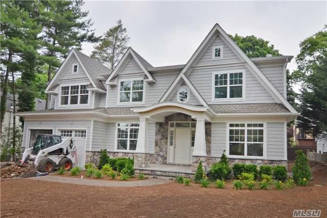 Manhasset Bay Estates Impressive New 5 Bedroom 3.5 Bath Colonial Featuring Quality Construction, Handsome Detailing And Raised Wood Paneling Throughout. Approximately 3500 Sqft Without Basement