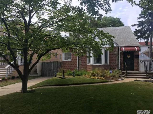 Whole House For Rent, Tenant Is Responsible For All Utilities Including Water, Garage Is Not Included, 3 Bedrooms Plus 2 Living Room With Basement, Great Location, School District #26, Ps173, Ms216 & Francis Lewis High School, Convenient To Major Highway/Shopping/Restaurants/Transportation.