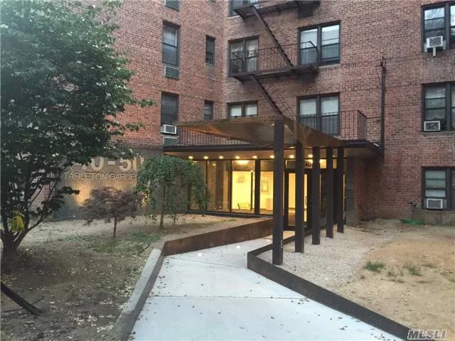 Sunny, Large Studio With Eat Inkitchen, Sep. Dressing Area, , Updated Bath, Three Closets, Living Room/ Dining Room.New Lobby And Renovating Front Of The Building. Low Maintenance, Pet Friendly Building(Cats And Dogs) Live In Super. 2 Blocks From Subway And Shopping