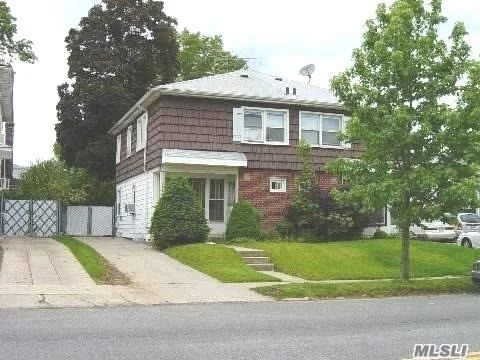 Renovated Charming Semi-Attached House In Center Of Bayside Neighborhood. Hardwood Floor Throughout. Open Kitchen.Lots Of Windows. South Exposure. Lot Of Sunshine. 2 Mins Walk To Oakland Lake Park. School District 26 ( P.S.31, M.S.158, Bayside High School). Public Trans Q12, Q13, Q31, Q27. 8 Mins Walk To Lirr. One Block Away From Northern Blvd. Close To All!