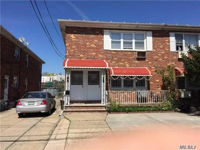 ****Mint Condition****, 3 Bedrooms And 1.5 Baths (Master Bedroom), Living Room/Dinning Room, Kitchen. Close To All Major Transportation And Supermarkets. Subways, J & Z At Elderts Lane-75th St 0.4 Miles. J At Cypress Hills 0.5 Miles. A At 80th St-Hudson St 0.6 Miles. Buses Q24 At Atlantic Ave, And B12 At Crescent St.Owner Only Pays Sewer And Water.