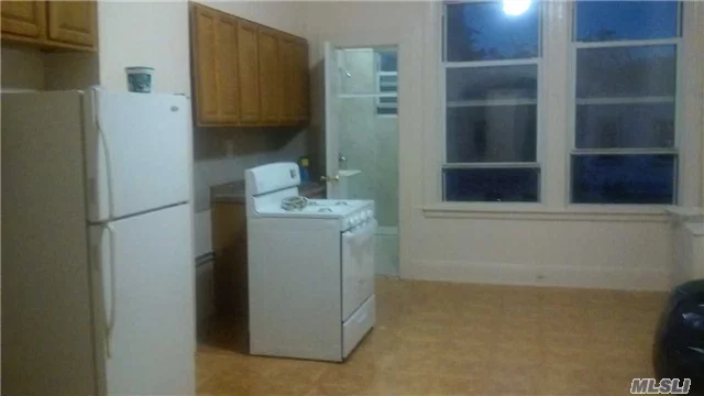 2nd Fl Of A 4 Family Home, All Newly Renovated 2 Br, 4 Rm Rr Apartment, New Kitchen, New Bathroom Will Be Done By The 1st Of August, New Stove , Lg Eik, Spacious Lr. Convenient To Transportation: &rsquo;M, L&rsquo; Trains, Buses, Stores.