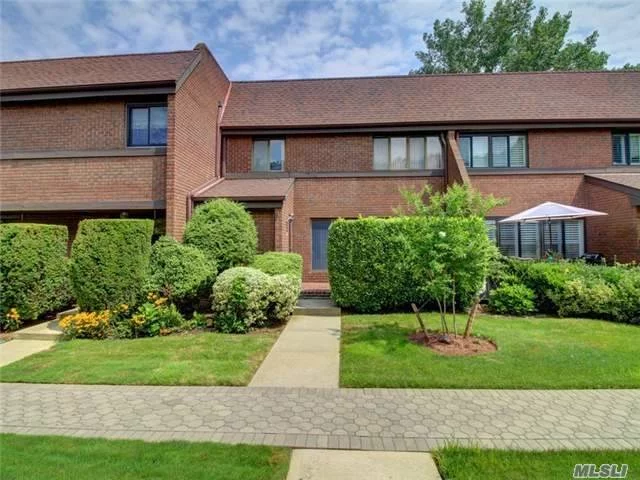 Excellent Opportunity To Move Into Wonderful Community Which Features, Indoor And Outdoor Swimming Pools, Tennis Courts, Playground, Active Club House And A Shuttle To The Manhasset Train. Convenient To Shopping, Parkways, Etc.