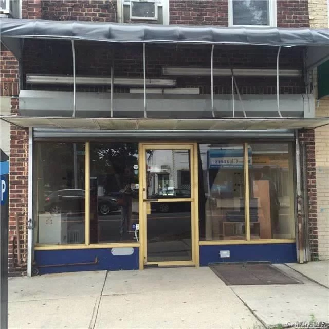 Storefront On Busy Street. One Block From Bell Blvd. New School And Shopping Nearby. Public Transportation. Good For Any Type Of Business Or Professional Office. Lease Terms Negotiable. Rent Includes Current Real Estate Taxes. Tenant Pays Water And Utilities And Tax Increases. Commission Split 50/50.