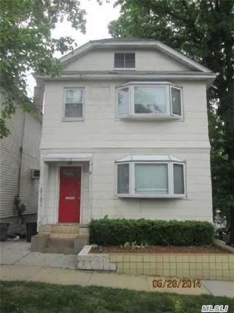 Bright And Corner Lot House, 2nd Floor For Rent. 4 Bedrooms And 1 Bath, Hardwood Floor. New Renovation.... Must See.....