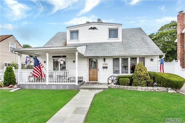Move-In Condition 3 Bdrm Mid-Block Colonial Conveniently Located. Rear Dormered, Living Room, Den, Eik W/2nd Den, Fdr W/Bay Wndowi. 2 Zone Heat, Radiant Heat On First Floor, 200 Amp Electric, 12 Year Old Roof, Siding And Windows, Skylight In Master W/Walk-In Closet, Front Porch, New Sidewalk And Curb, Bluestone Walkway, Pvc Fence In Front, Det. Garage!