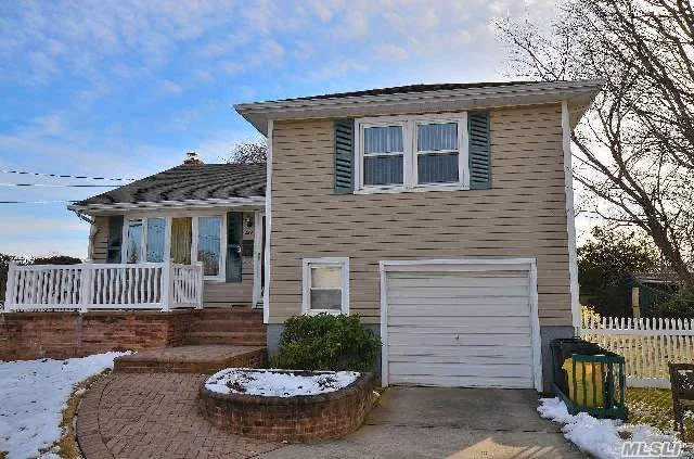 Beautiful 4 Level Split - Move Right In! Great House In The Heart Of Massapequa Park. School District #23.