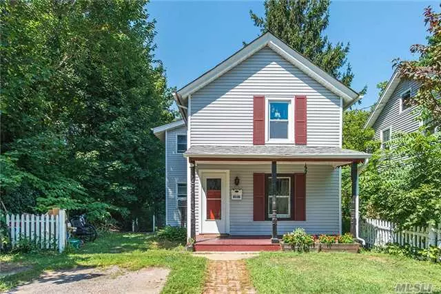 Oh So Sea Cliff! This Charming 2 Bedroom Home Sits On 35&rsquo; X 150&rsquo; Lot. Vaulted Ceiling Large Open Den And Dining Leading Out To Deck Over Looking The Back Yard. Lower Level Work Shop Can Be Reimagined Into Living Or Work Space. Enjoy All That The Village Has To Offer, Children&rsquo;s And Adult Libraries, Beach Rights W/Amazing Sun Sets!  North Shore School District.