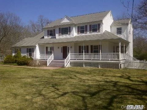 Great Opportunity & Privacy Awaits W/This Approx 2600 Sq Ft Center Hall Colonial. This Home Features Granite Counter Tops, Ss Appliances, Hdwd Floors, Cac, Main Electric Panel Generator Hook-Up, Igs, This Home Sits On A Completely Fenced Shy 3/4 Acre At The End Of A Private Dead End Road!