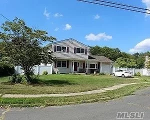 Great 4 Bedroom Colonial In Cul;-De-Sac Located In Islip Schools! Formal Dining Room, Formal Living Room W/ Fireplace Eat In Kitchen, Family Room, Full Finished Basement- 4 Bedrooms Upstairs ` The Master With Its Own Bath - A True Colonial - Taxes W/ Basic Star 10, 600