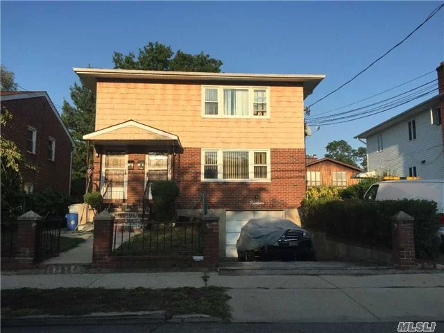 Great Opportunity To Own This Spacious 2 Family Home. Features Include: 6 Bdrms, 4 Full Baths, Lr, Dr, Eik, Basement W/ Laundry, Outside Entrance And Space Galore. Conveniently Located To Beautiful Manorhaven Park And Shopping.