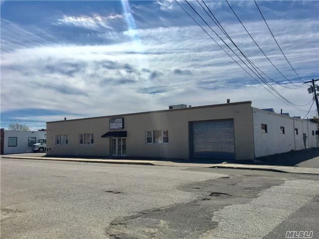 Warehouse And Office Building.  Asking $4, 500 Per Month For Rent + Their Portion Of The Utilities. The Unit Has 1 Bay And 13&rsquo; Ceilings. 3% Annual Increases