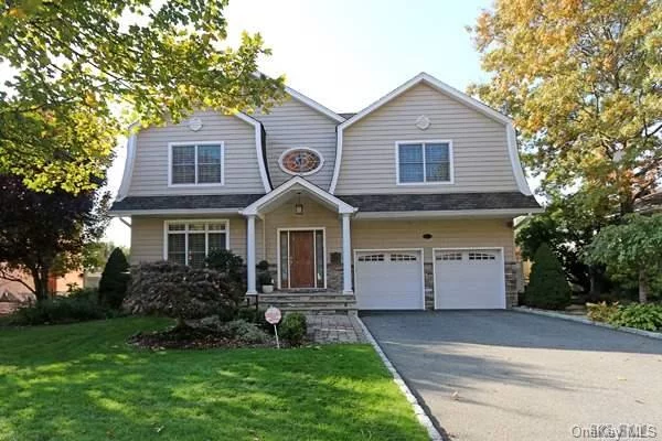 Diamond Young Open Concept Colonial With 10&rsquo; Ceilings! Expresso Wood Floors Throughout, Huge Scandinavian Kitchen With 10&rsquo; Island, Stainless Steel Appliances, Crown Moldings Throughout, Coiffered Ceilings, Cav, Cac, Green Features Throughout With Geo Thermal Heating, Surround Sound, 2 Car Garage, Fenced Yard, Solar Home! A True Stunner!