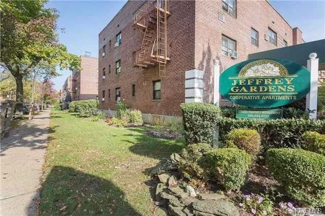 Move In Ready, Bright And Fresh Renovated Unit. One Br, Kit, Dinette, Living Room And Bath. Pool And Parking Pay Separately. * No Flip Tax! Centrally Located In The Heart Of Bayside. Nearby Shops, Restaurants, Schools And Transportation. Buses Q12, 13, 27, 31, Express Bus To Nyc, Qm3 And Just 0.7 Miles To Bayside Lirr, Approx 20 Min&rsquo;s To Penn Station. All Welcome!