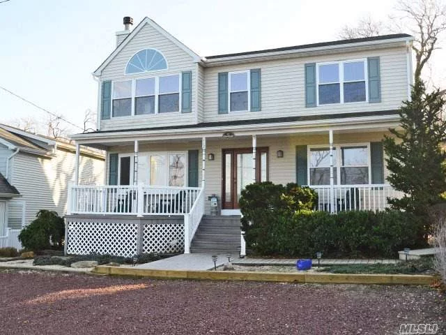 Unbelievable Location! Amazing Waterview/Waterfront Home W/Year Round Views Of Li Sound Without Having To Maintain Bulkhead! 3Br, 3 Full Bath Colonial W/Full Bsmt/Part Fin W/Room For Mom! Hw Flrs, Woodburning Fplc, Hi Hats, Threma Tru Door, Crystal System Wndws, Prof Lndscpd W/Putting Green, Cedar Outdoor Shower W/Dressing Rm, Trex & Timber Decking, Beach Rights, Must See!