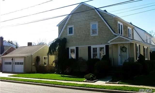 Charming, Updated Colonial In Heart Of Manhasset, Just Blocks From Lirr & Town. 1st Floor Has Large Tuscan Style Eik W/ Granite Countertops, Modern Appliances, W/ Full Bath Nearby. Front Foyer W/Large Closet, Leads To Formal Dr & Sunny Lr, With Stairs To 2nd Fl. 3 Br & 1 Full Bath On 2nd Fl, Attic Storage Space. Laundry & Storage In Basement. 2 Car Garage, Quiet Street.