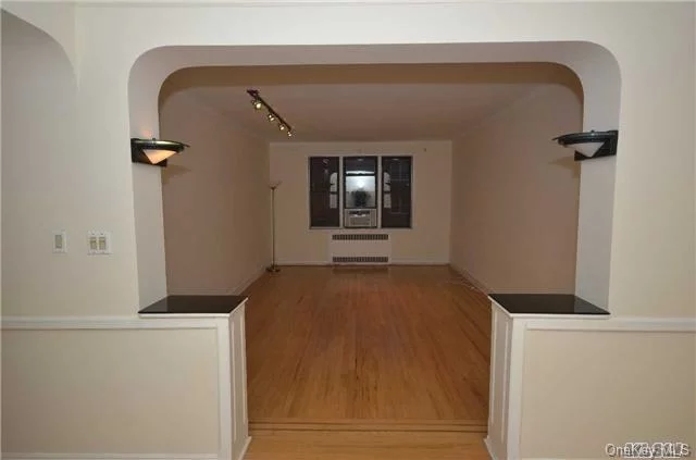 Renovated Large Prewar 1 Bedroom With Hi Ceilings Front Exposure In Elegant Art Deco Building. Short Walk To Everything