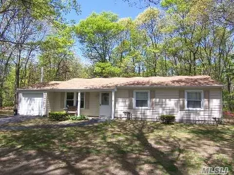 Lovely Ranch On Large Private Wooded Property, Rear Of Property Touches Mill Pond Golf Course