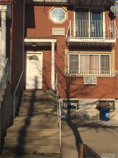 This Apartment Is Recently Renovated And Well Maintained.The Heart Of Jamaica Estates. Open Concept Living Room/Dining Room Combo. Front Terrace Is Accessible Through The Living Room. Hard Wood Floors, Carpeting And A Full Bathroom In The Master Bedroom.
