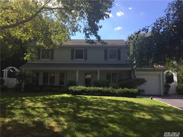 Cntr Hall Colonial, Cul-De-Sac, Smithtown Schls, Beautiful Upgrades, Low Taxes! Country Club Yd, Htd Saltwater Igp W/Grand Rapids Slide, Waterfall, Cambridge Pavers, Anderson Wndws, Solar, Alarm, Stainless Steel/Granite Eik, Great Rm, Sandstone Wood Fp, Updtd Baths, Master W/Wic & Vanity, 200 Amp Elec, Custom Blinds, Gen Hookup, New Cesspool & Drwy W/Lighting, Lg Shed!