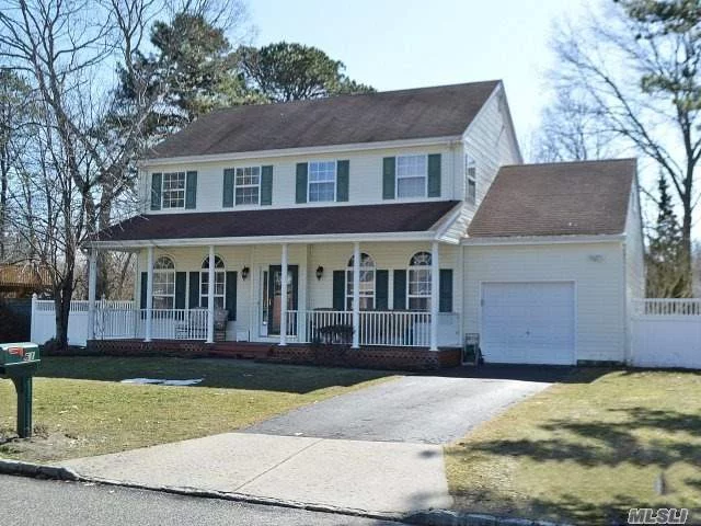 Location, Location! Desirable Timber Ridge Community Sits This Fabulous 4Br, 2.5 Bath Colonial W/Eik W/Maple Kitchen Cabinets, Granite Counters, Italian Tile Floors, & Some Stainless Steel Appls, Some Pergo Floors, New Carpet, Custom Paint & Moldings, Master Br W/Mstr Bth, Beautifully Lndscpd & Fully Fenced Yard W/Cambridge Pavers, Deck, Agp, & Igs, Front Porch, Must See!