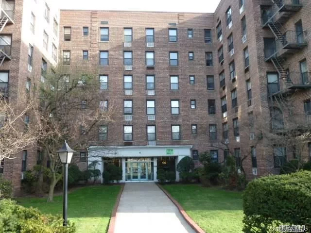 All Renovated Jr 4 Converted Into 2Bed Rooms Apt. New Hardwood Floor Through Out. Spacious Living Rooms. Granite Counter Tops In Kitchen, Parking Spot For The Unit. Live In Super. Pool, Express Bus To Manhattan.