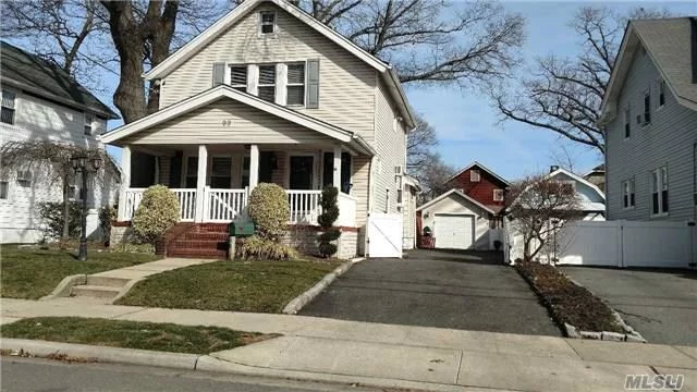 - Great Curb Appeal ! Convenient To All Transportation On A Quiet Dead End Street For The Kids To Play