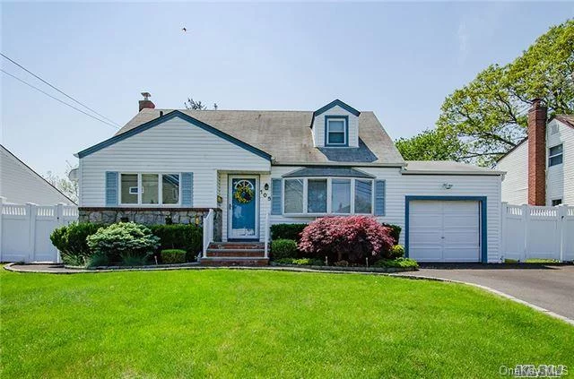 Welcome Home To This Meticulously Maintained 4 Bedroom Cape With Great Curb Appeal! Lovely Eik W/Quartz Counter Tops, Updated Bath, Hardwood Floors, Gas Heat, Finished Bsmt, Vinyl Fenced In Yard! This Beautiful Home Is Move In Ready And Waiting Just For You! Central Blvd Elementary!