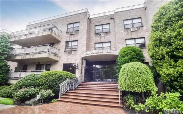 Enjoy Living In A Sun-Drenched Extra Large Apartment In Top Location Near Lirr, Shopping, Parks And Restaurants. Split Bedrooms, Hi-Hats, Wood Floors, Laundry On Floor, Guaranteed Parking, Gn Park District Incl. Pool/Lazy River, Tennis, Marina, Ice-Skating, Parks And More. Owner Will Make Allowance For Updates With A Sellers Concession For Well-Qualified Buyer.