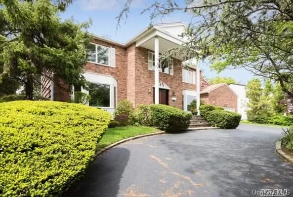 Circular Driveway Leads To This Spectacular Sun-Drenched 5 Bedroom Center Hall Colonial With Stunning Open Floor Plan. This Home Showcases Over-Sized Living/Dining Room. Updated Gourmet Kitchen With Viking Appliances And Granite Counter Tops. Mid Block Location In Lakeville Estates. Taxes Approved For 15.3% Reduction In 2017/2018 Tax Year.