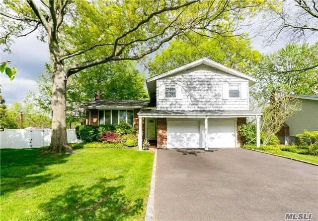 A Charming Large Split Level Features 4 Brs, 2.5 Bth On A Desirable Street In W. Birchwood The Property Sits On Quarter Acre, Living Rm W/Vaulted Ceilings, Beautiful In-Ground Htd Pool W/New Heater & Liner, Sep. Pump Draws More Suction, Hw Flrs Thru-Out, Newer Windows, Nu Gas Furnace & Cac, Granite Eik W/Laminated Pergo Flrs, Newer Roof, Taxes Being Grieved, Dont Miss..