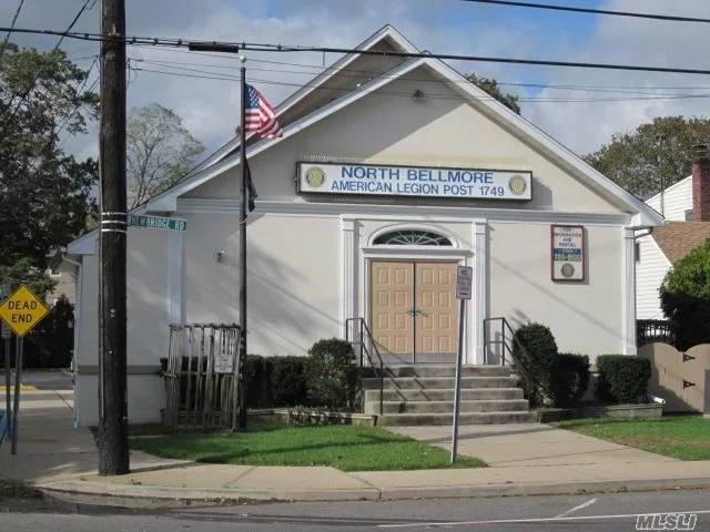 Wonderful Location For Your Fraternal/Social Organizations, Veterans Groups, Etc. Main Floor Approximately 2052 Sq Ft Features Large Hall, Kit, Bathrooms, Elevator To Bsmt. Plus Finished Bsmt/Party Room W/Bar Approximately 1728 Sq Ft With Sm Kit, Bathrooms And Storage Rooms.  Taxes $31, 501, Currently Tax Emempt.