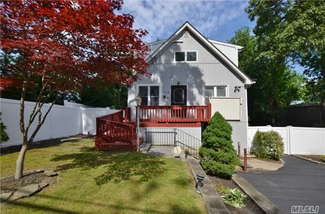 Updated And Modern House. Features Open And Bright Layout With Large Spacious Living Room Large Chefs Kitchen With Sliders Out To Fenced Deck Features 3 Bedrooms Including Master Suitewith Large Walkin Closet, Lower Level Can Be An Apartment, Redundant Generator, Spacious Fenced Yard. House Is A Gem, Motivated Seller, Bring Your Buyers. Close To Lirr Kp Schools