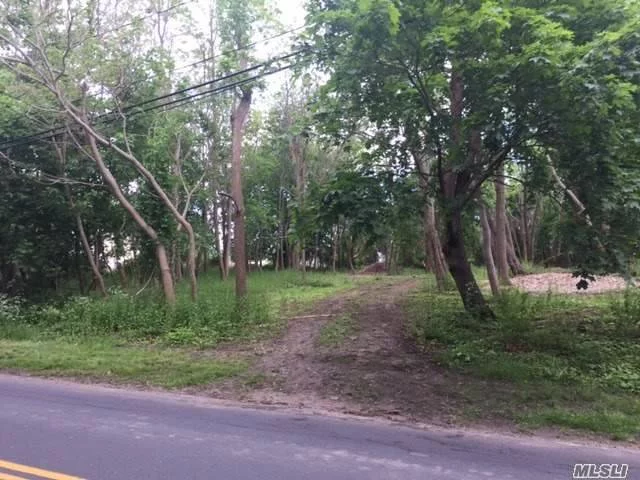 Looking For Special Property To Build Your Home? Look No More, Partially Cleared 1+Acre Building Lot Near To All. Has Board Of Health Approval.