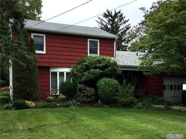 A Rare Opportunity To Own A Home With Large, Parklike Yard. A True Retreat In Your Own Backyard! Cb Elementary/Sd21-Bethpage. Close To Shopping, Transportation, Parks. Hardwood Floors Throughout; Large Rooms With Space For Mom With Proper Permits. New Garage Door. Needs Some Tlc. Don&rsquo;t Miss Out On This Great Home.