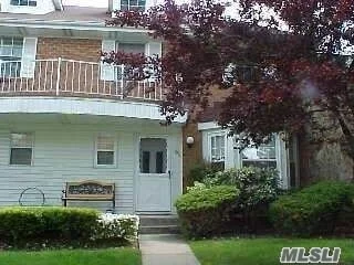 Desirable Condo Development With Resort Amenities Large Heated Pool Close To Restaurants, Shopping And Parkways!! Beautifully Maintained Home With New Wood Floors And Carpeting As Well As Updated Baths And Kitchen! Owner Will Repair Or Replace Deck.