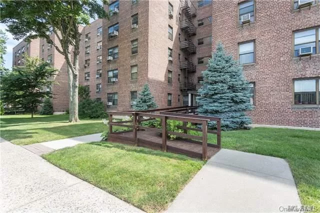 Beautiful 1 Bedroom & 1 Bath Coop With An West Facing Exposures, Eat-In Kitchen, Updated Appliances, New A/C&rsquo;s, Hardwood Floors Throughout, Updated Bathroom, Spacious Bedroom And Affordable Maintenance. Amenities Include Olympic Size Swimming Pool, Tennis Courts, Storage And Parking. Ps 205 Is Blocks Away As Is Jhs 74.