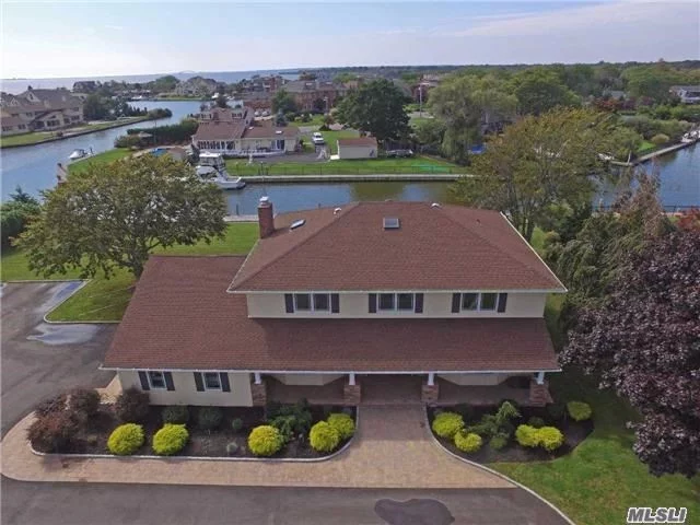 Welcome To The Moorings Gated Waterfront Community. Center Hall Colonial On Private Cul De Sac Newly Renovated To Like New Home On One Acre W/165&rsquo; Of Bulkhead. Close Proximity To The Bay . Tennis, Boating And The Good Life!